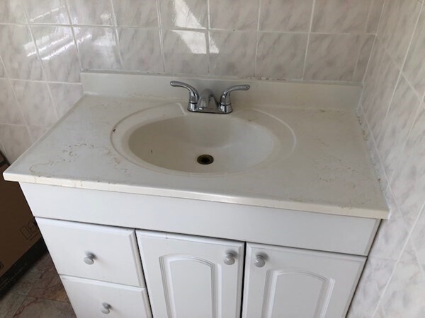 Building Photo - 12 Pinehurst St