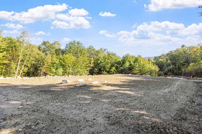 Building Photo - 70 Greystone Ln