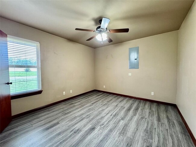 Building Photo - 1601 Lawter Rd