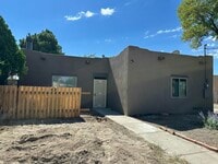 Building Photo - 1106 Arias Ave NW
