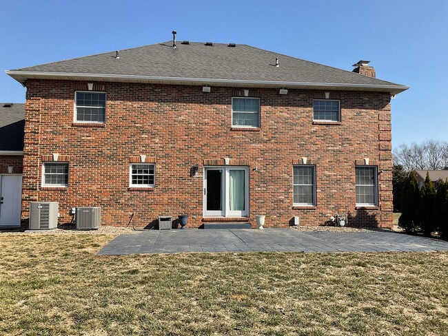 Building Photo - 2903 Lake Lorraine Cove