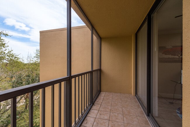 Building Photo - 3062 Eastland Blvd