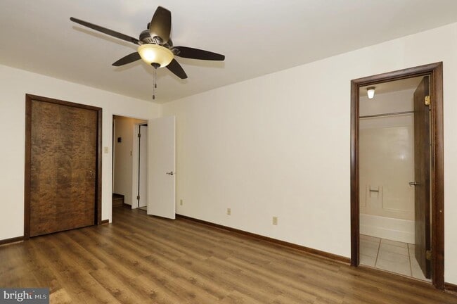 Building Photo - 11800 Wolf Run Ln