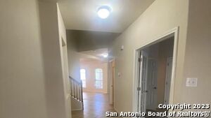 Building Photo - 823 Point Cove