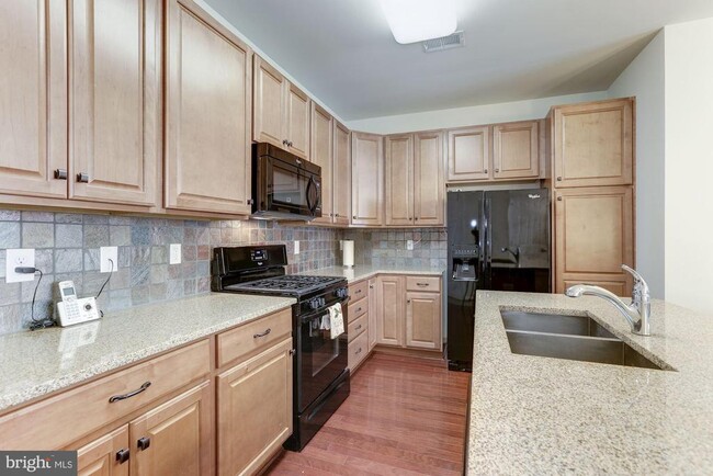 Building Photo - 20586 Geddes Terrace