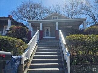 Building Photo - 2 bed 1 bath Move in special!!!