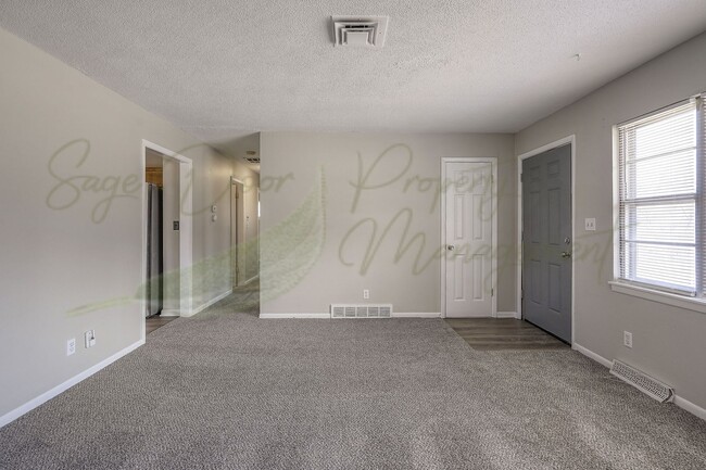 Building Photo - FINISHED BASEMENT WITH KITCHEN AND BATHROO...