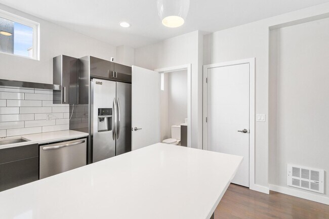 Building Photo - 1517 NW 64th St