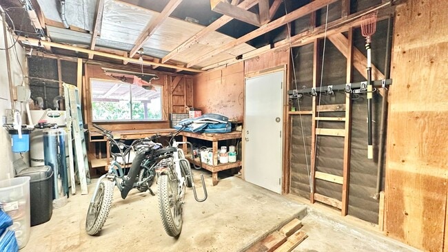 Building Photo - Awesome Single-Story Ranch-Style Home with...