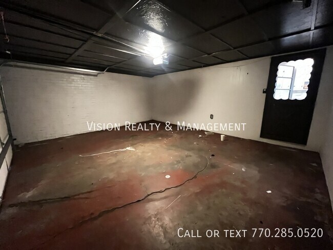 Building Photo - 153 Carroll Cir