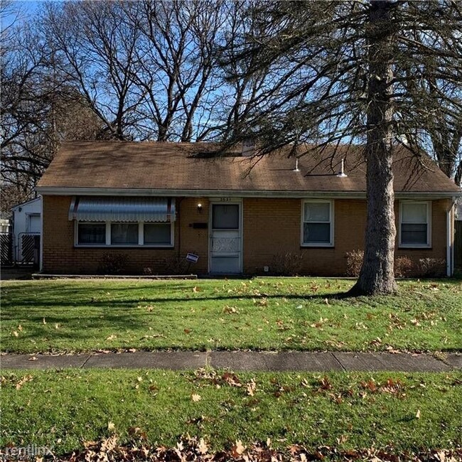 Primary Photo - 3 br, 1 bath House - 3521 Loveland Rd