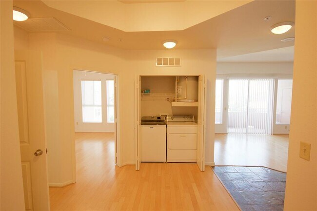 Building Photo - 3505 Sage Rd