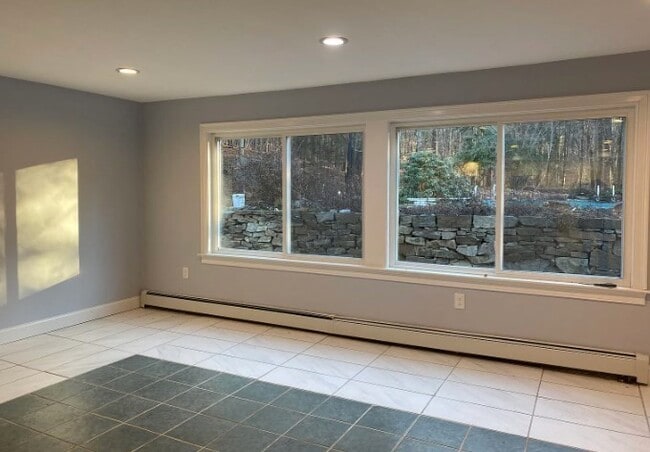 Building Photo - 0 Upton Rd