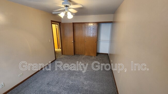 Building Photo - 277 W Treehouse Ln