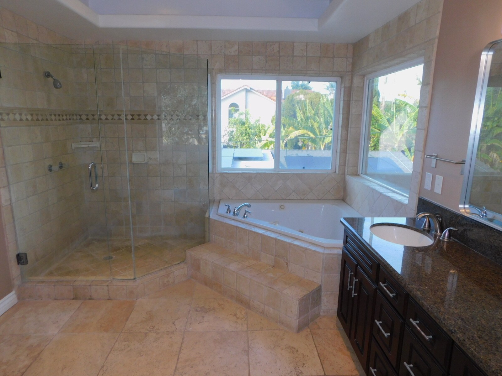 Building Photo - 406 N Fairview St