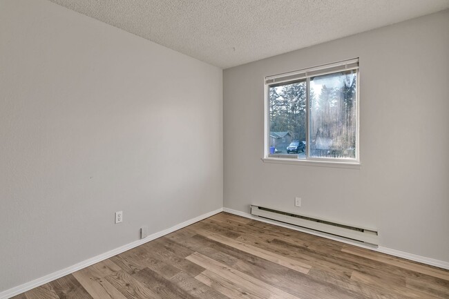Building Photo - Quiet and Ready Rambler