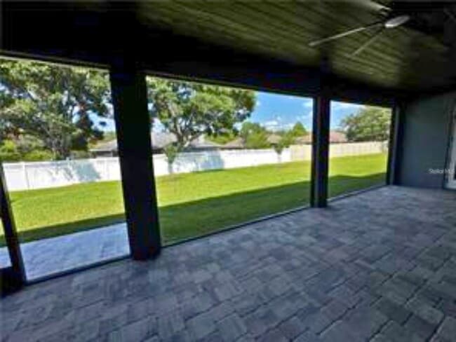 Building Photo - 1781 Lakehill Dr