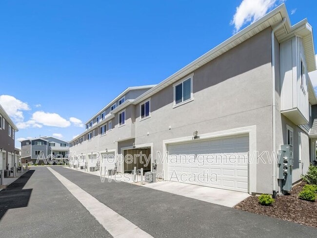 Building Photo - 15083 S Reins Way