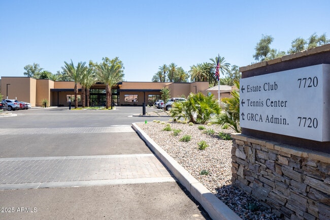 Building Photo - 7760 E Gainey Ranch Rd