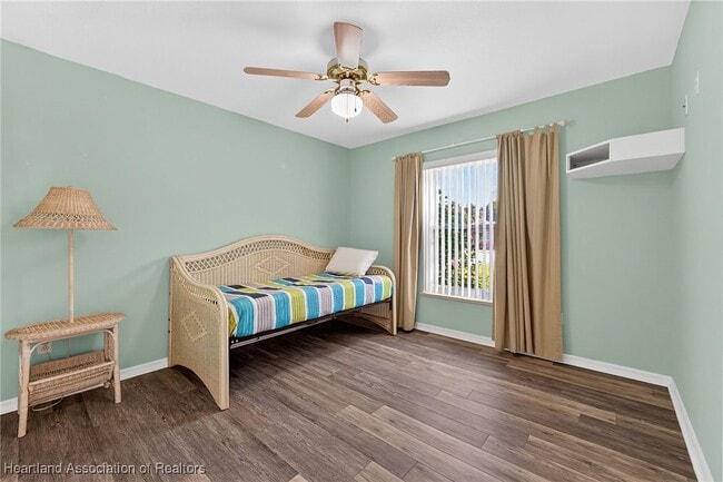 Building Photo - 105 Fern Ct