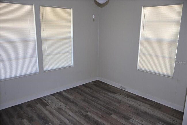 Building Photo - 1919 W Union St