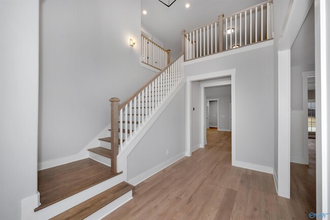 Building Photo - 117 Marlbrook Dr