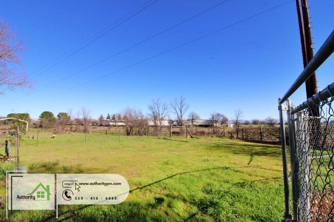 Building Photo - 20231 Margarita Ct E