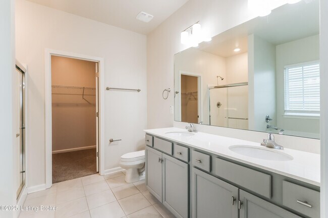 Building Photo - 11912 Parkside Vista Ln