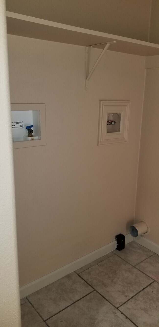 Building Photo - 6519 De Priest St