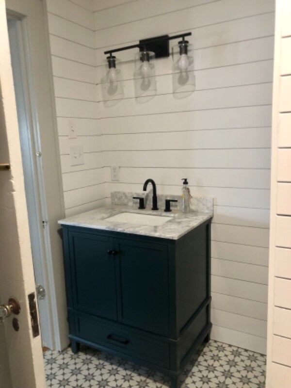 Building Photo - 2419 20th St