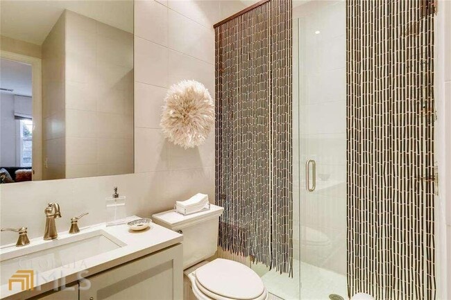 Building Photo - 2962 Savoy Way