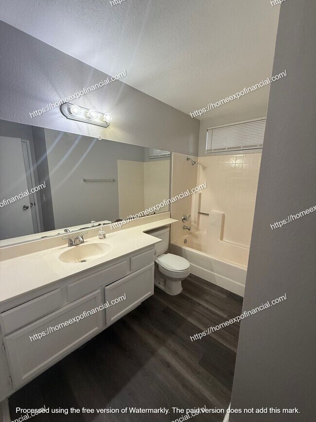 Building Photo - Nice Pool Home For Rent