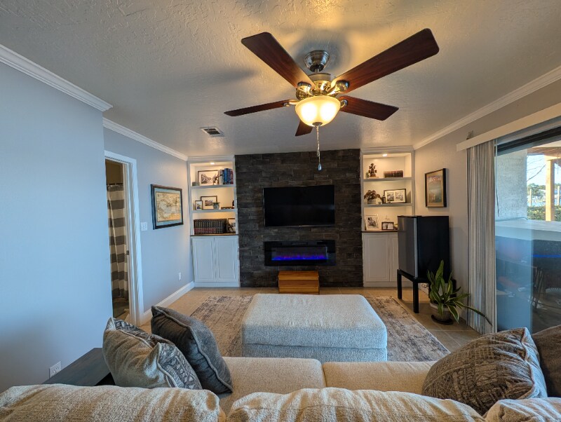 Building Photo - 810 Eglin Pkwy NE