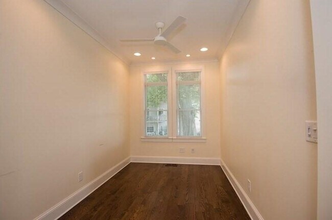 Building Photo - 37 Waverly Way NE