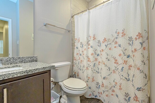 Building Photo - 5414 St Francis Dr