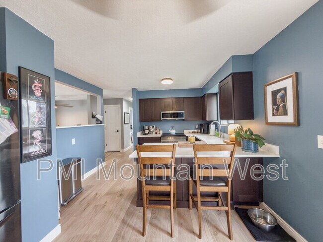 Building Photo - 4982 Aspen Shadow Ct
