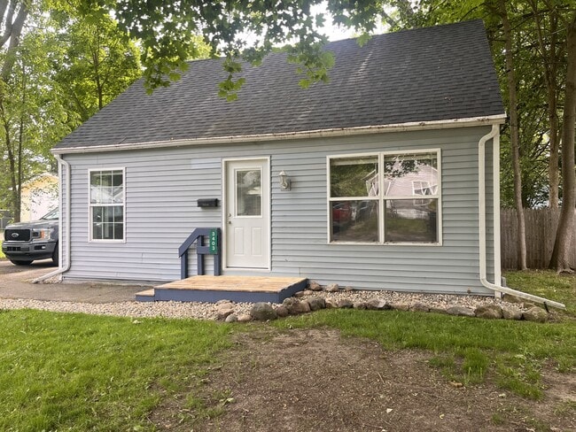 Building Photo - 3403 Lowden St