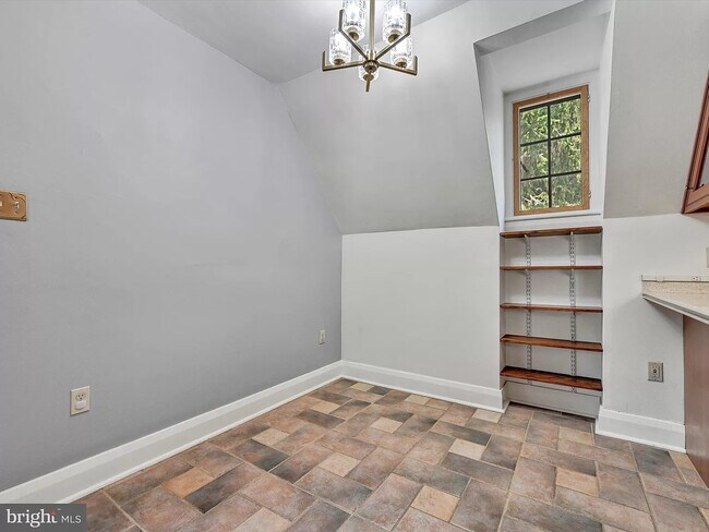 Building Photo - 405 N Tulpehocken Rd