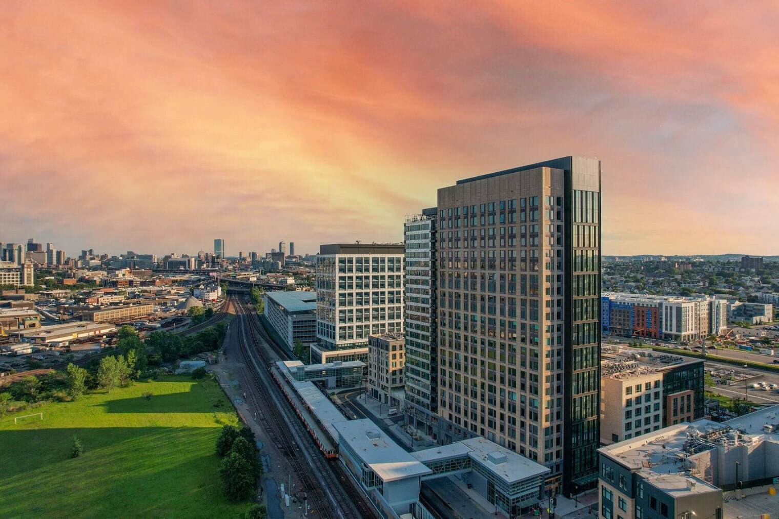 Building Photo - 485 Foley St