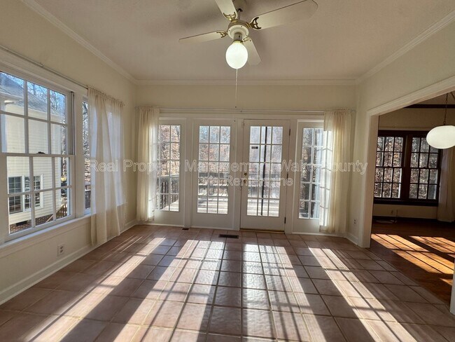 Building Photo - 116 Kendlewick Dr