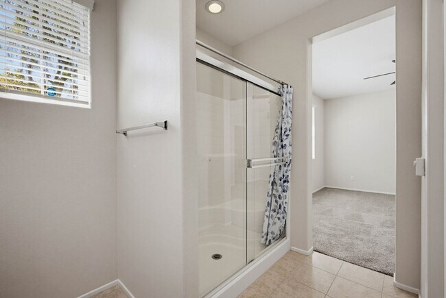 Building Photo - 42910 Avenida Amistad