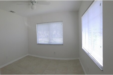 Building Photo - 1169 Lake McGregor Dr