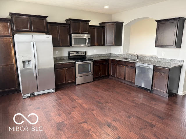 Building Photo - 12687 White Chapel Cir