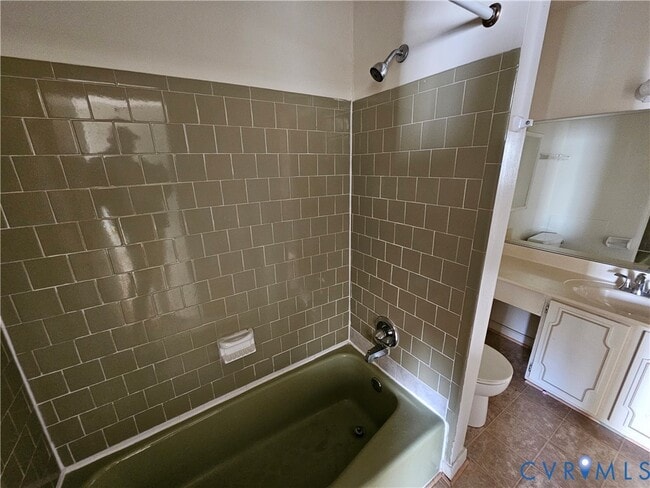 Building Photo - 817 Nantucket Ct