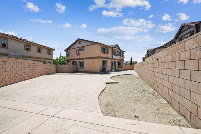Building Photo - 6958 Stanza Ct