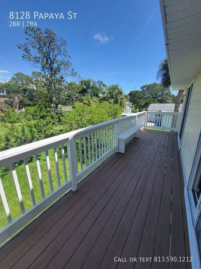 Building Photo - Spacious Port Richey Home