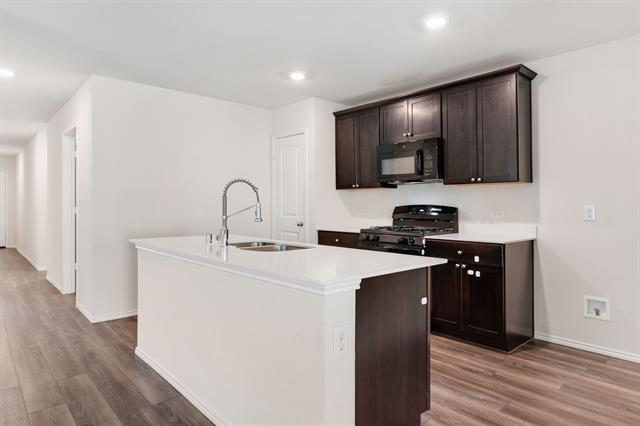 Building Photo - 236 Anvil Dr