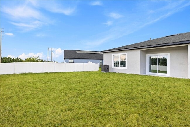 Building Photo - 835 Colville Dr