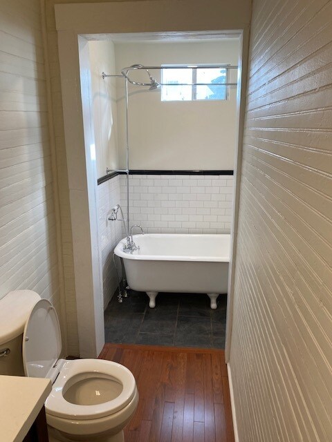 Building Photo - 1412 Erato St