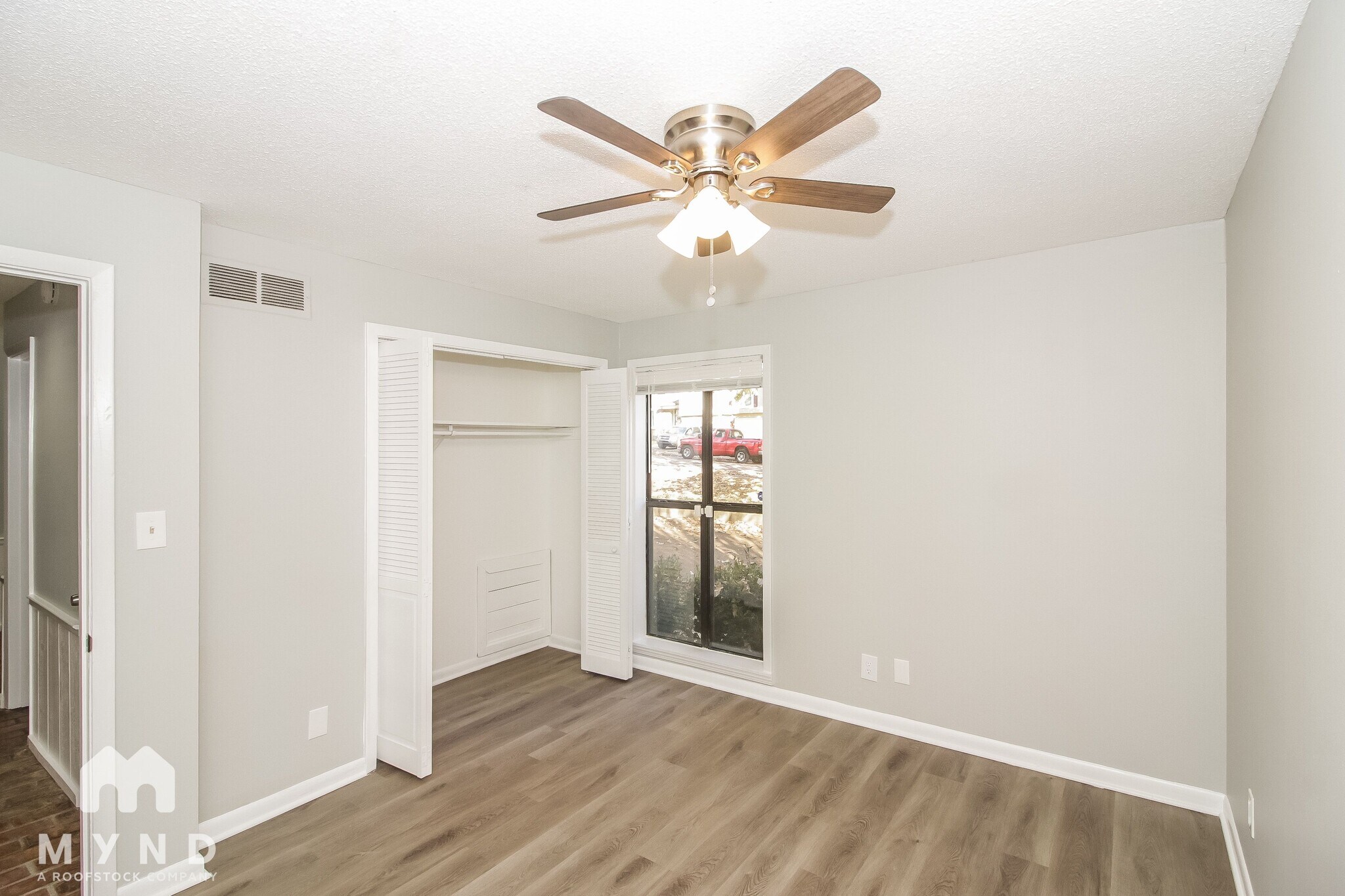 Building Photo - 2201 Montego Dr